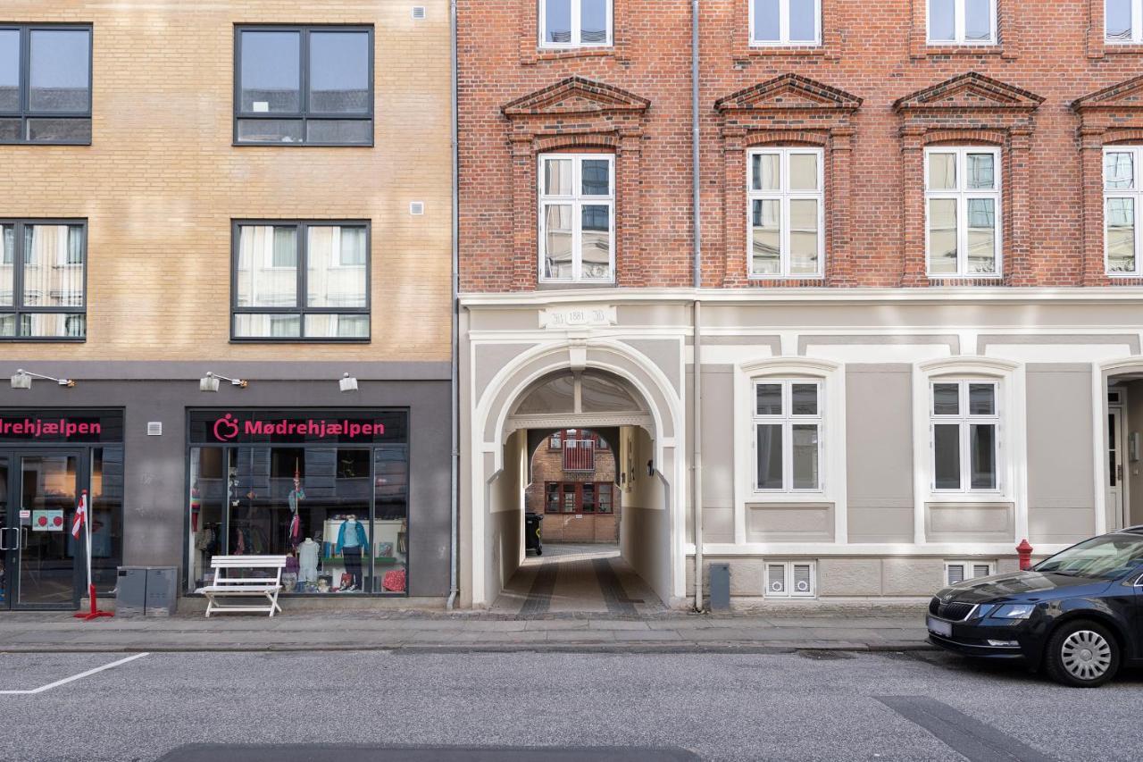 Aday - Apartment Suite 3 Aalborg Center المظهر الخارجي الصورة